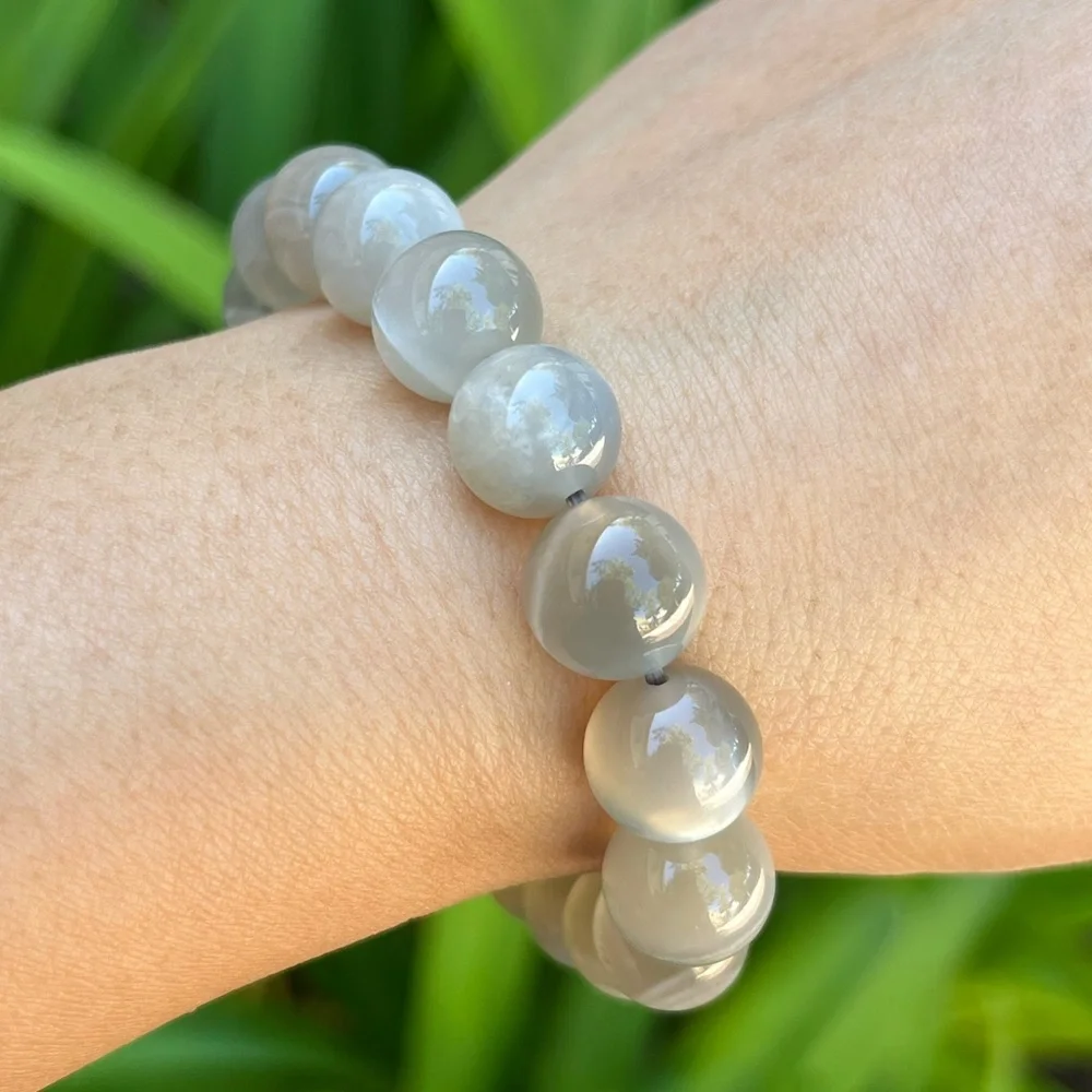 11mm‎ stretchable flashy silver moonstone bracelet 0177